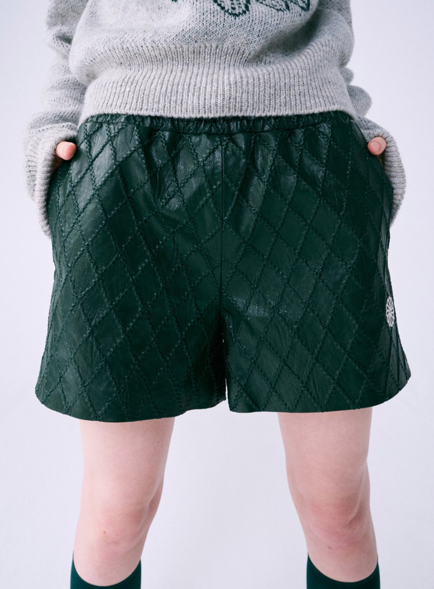 FAUX LEATHER SHORTS_DEEP GREEN IVORY