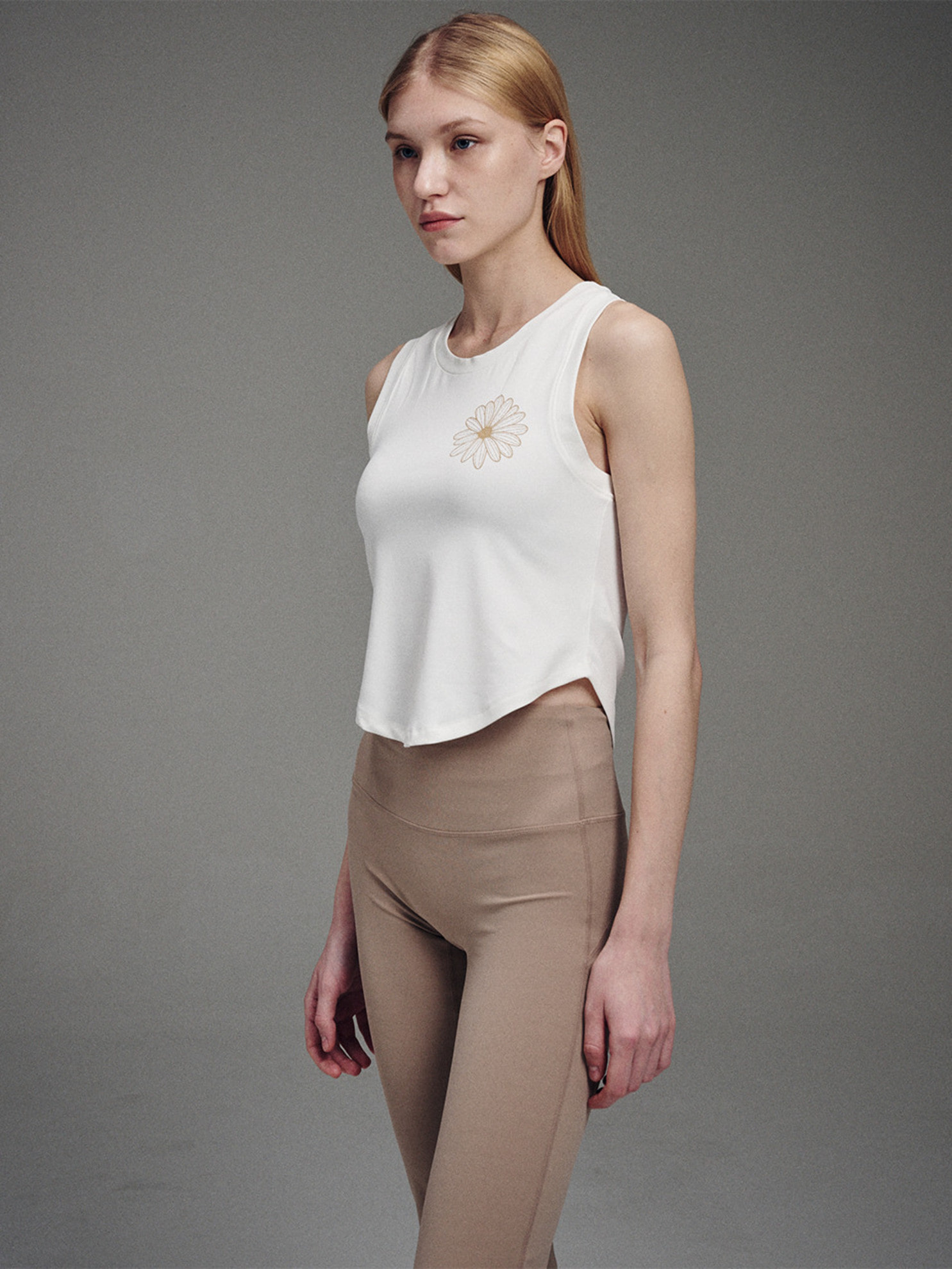 AIRLIFT cropped sleeveless top theflower_IVORY BEIGE